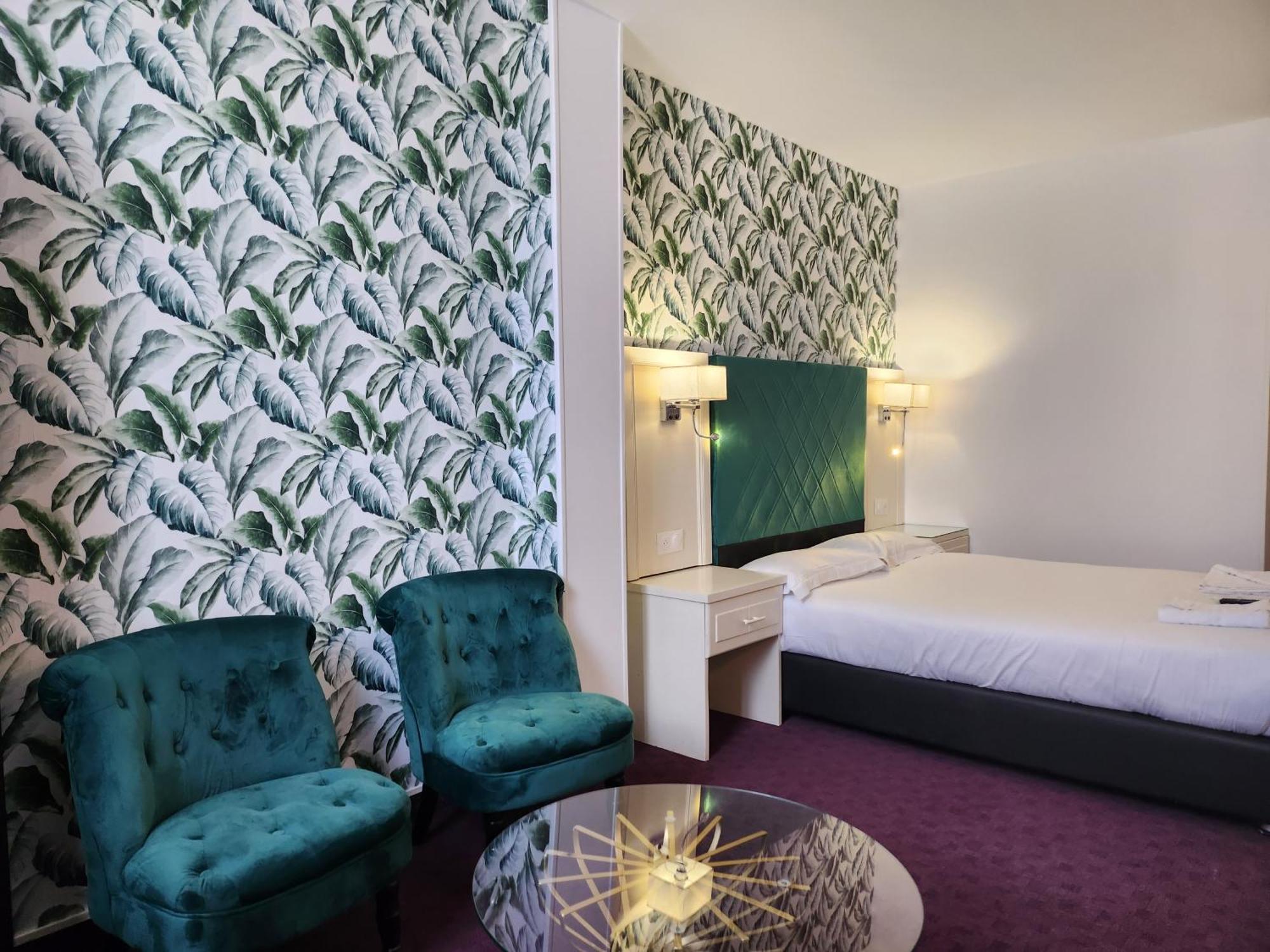 Hotel Royal Paris Ivry Exterior foto